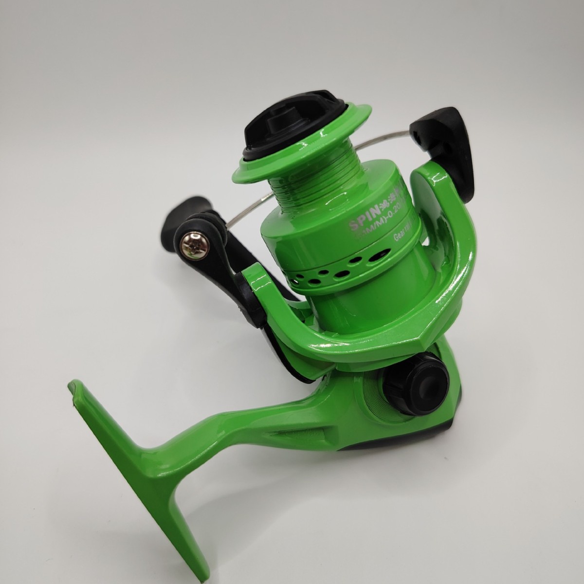 Kołowrotek spinningowy Outlife – Surf Fishing Equipment recenzja i cena